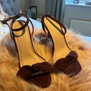 Knot-Front Ankle-Strap Heels in Burgundy Suede